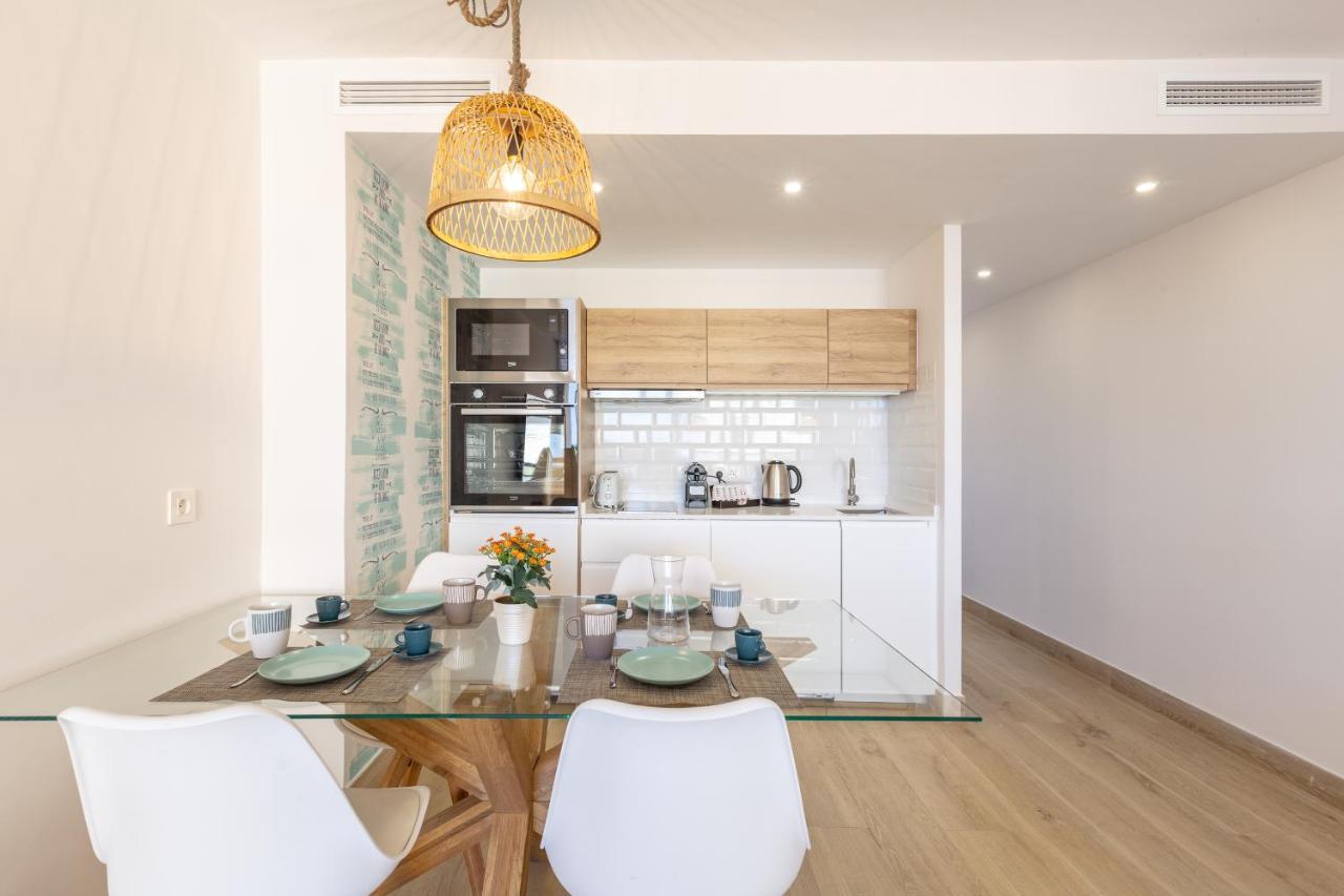 Apartamento Junto Al Faro .Marbella Centro.Vistas Mar Y El Puerto. Ngoại thất bức ảnh