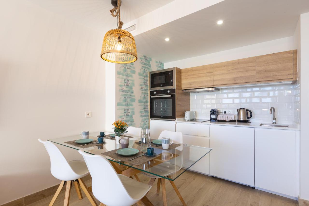 Apartamento Junto Al Faro .Marbella Centro.Vistas Mar Y El Puerto. Ngoại thất bức ảnh