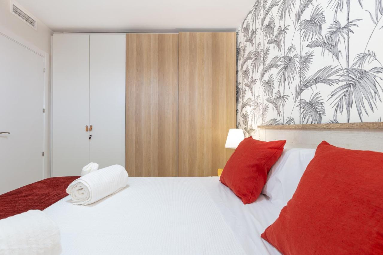 Apartamento Junto Al Faro .Marbella Centro.Vistas Mar Y El Puerto. Ngoại thất bức ảnh